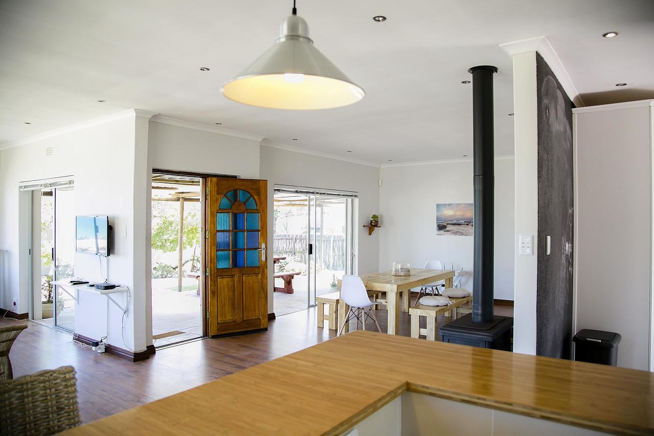 Amazing Beach House In Melkbos! Van Riebeeckstrand Exterior foto
